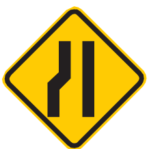 Placa A-21b, Estreitamento de pista à esquerda